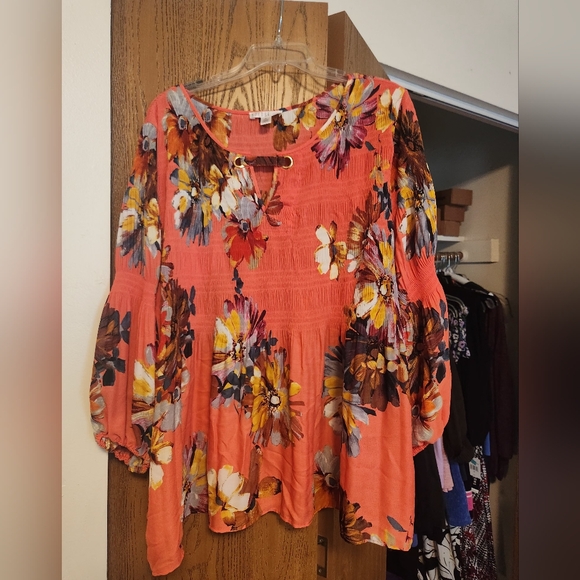 Spense Tops - Spense ☃️Tropical Floral Blouse 2x